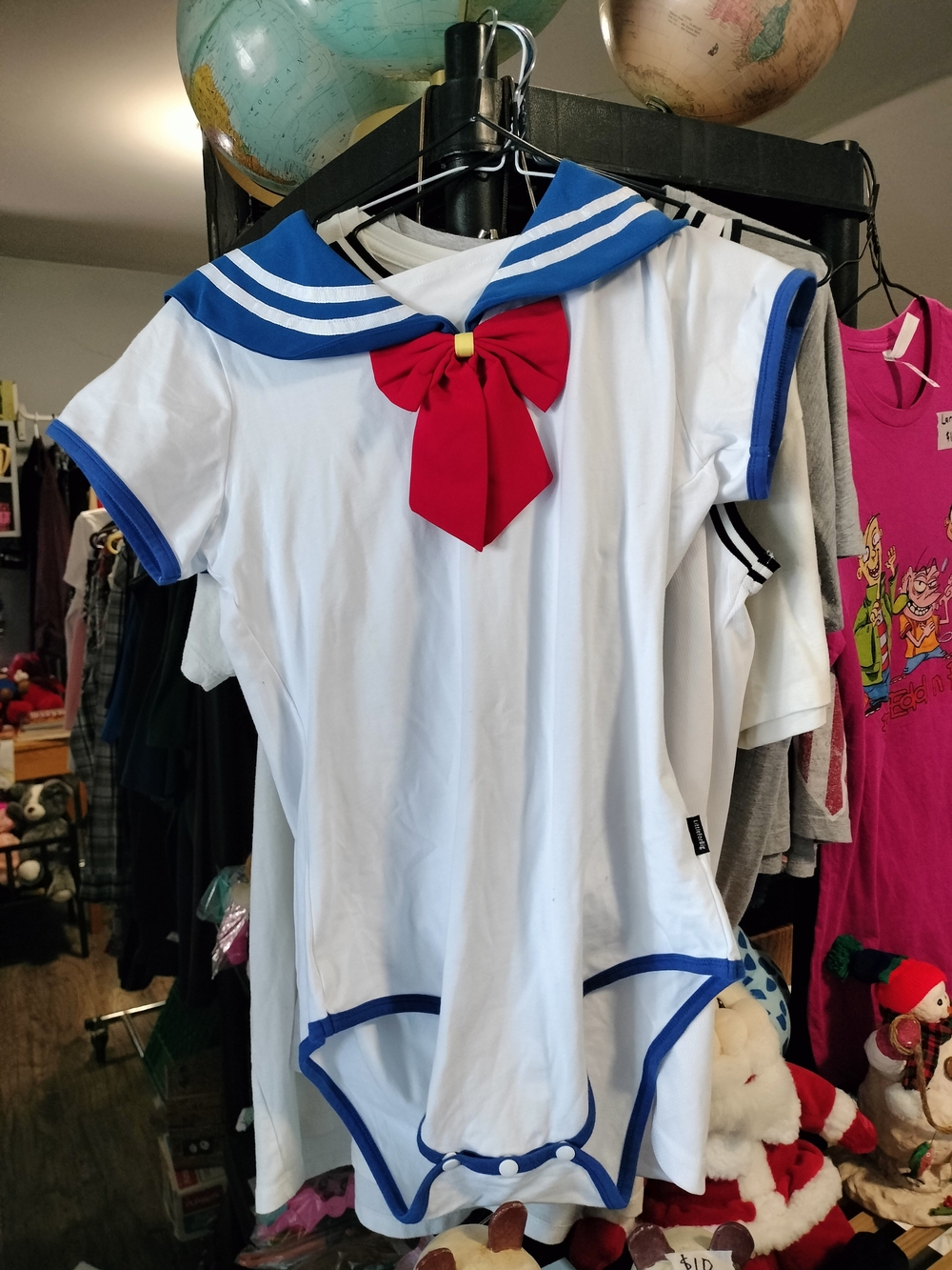 White Sailor Moon Cosplay Outfit with Blue Trim and Red Bow
